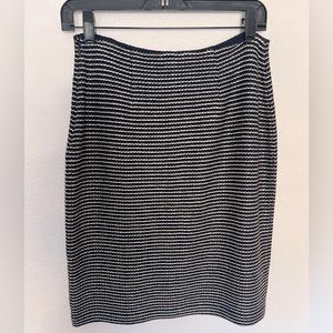 St. John knit skirt